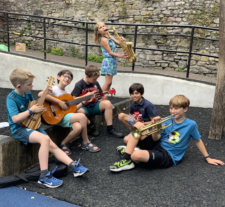 SongTreats Friday lunch jam session